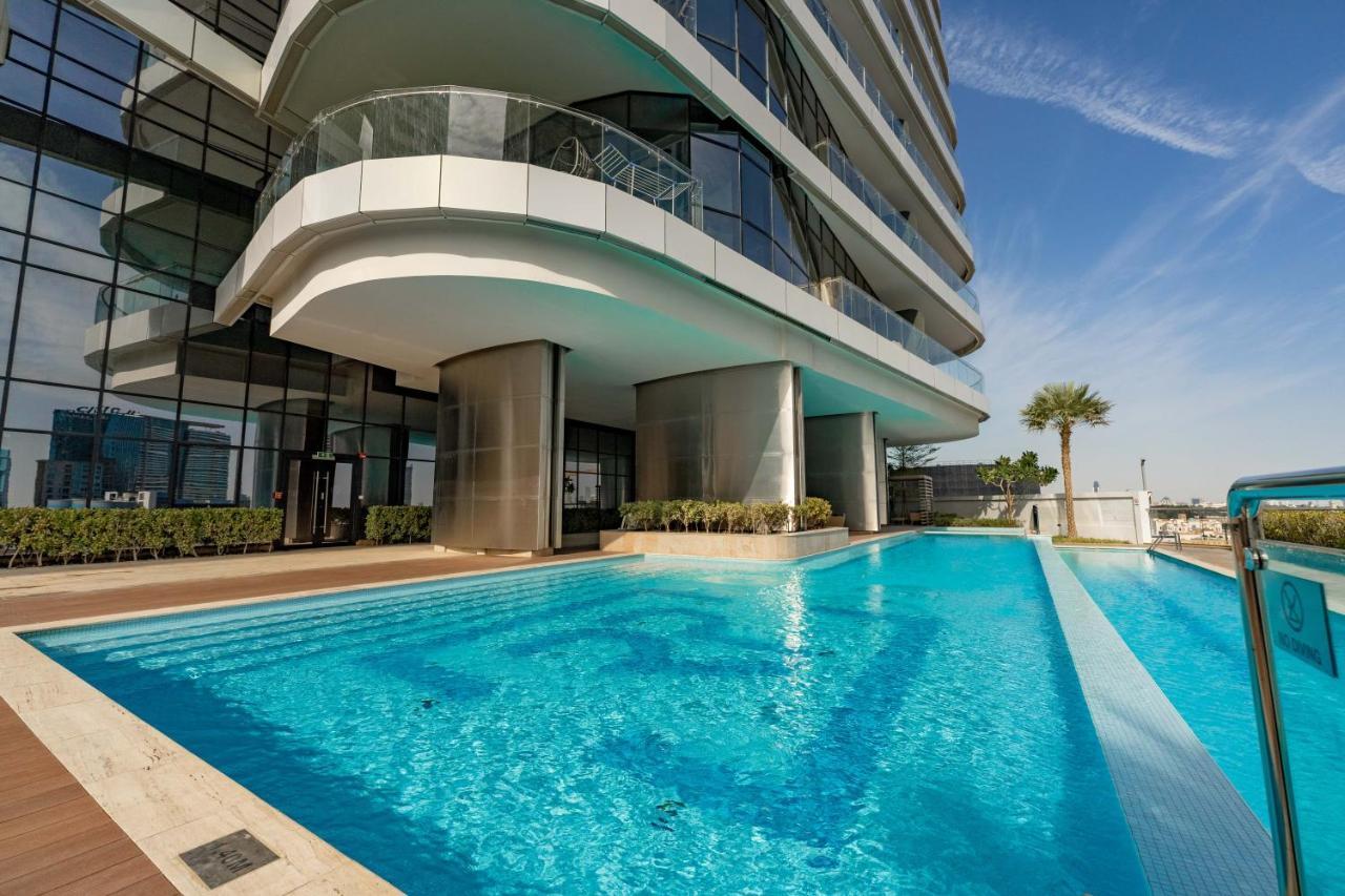 Fam Living - Rp Heights - 3 Mins Walk To Burj Khalifa & Dubai Mall Downtown Дубай Екстер'єр фото