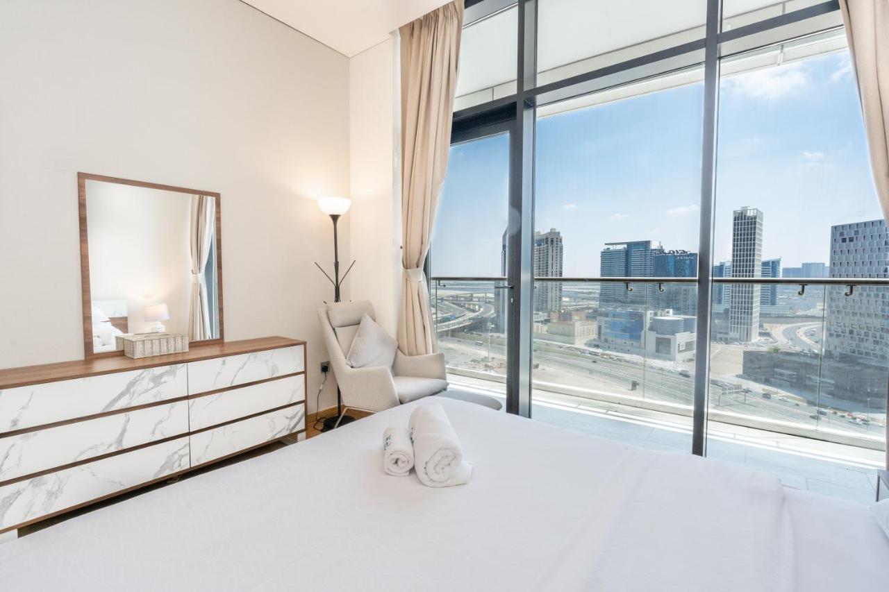 Fam Living - Rp Heights - 3 Mins Walk To Burj Khalifa & Dubai Mall Downtown Дубай Екстер'єр фото