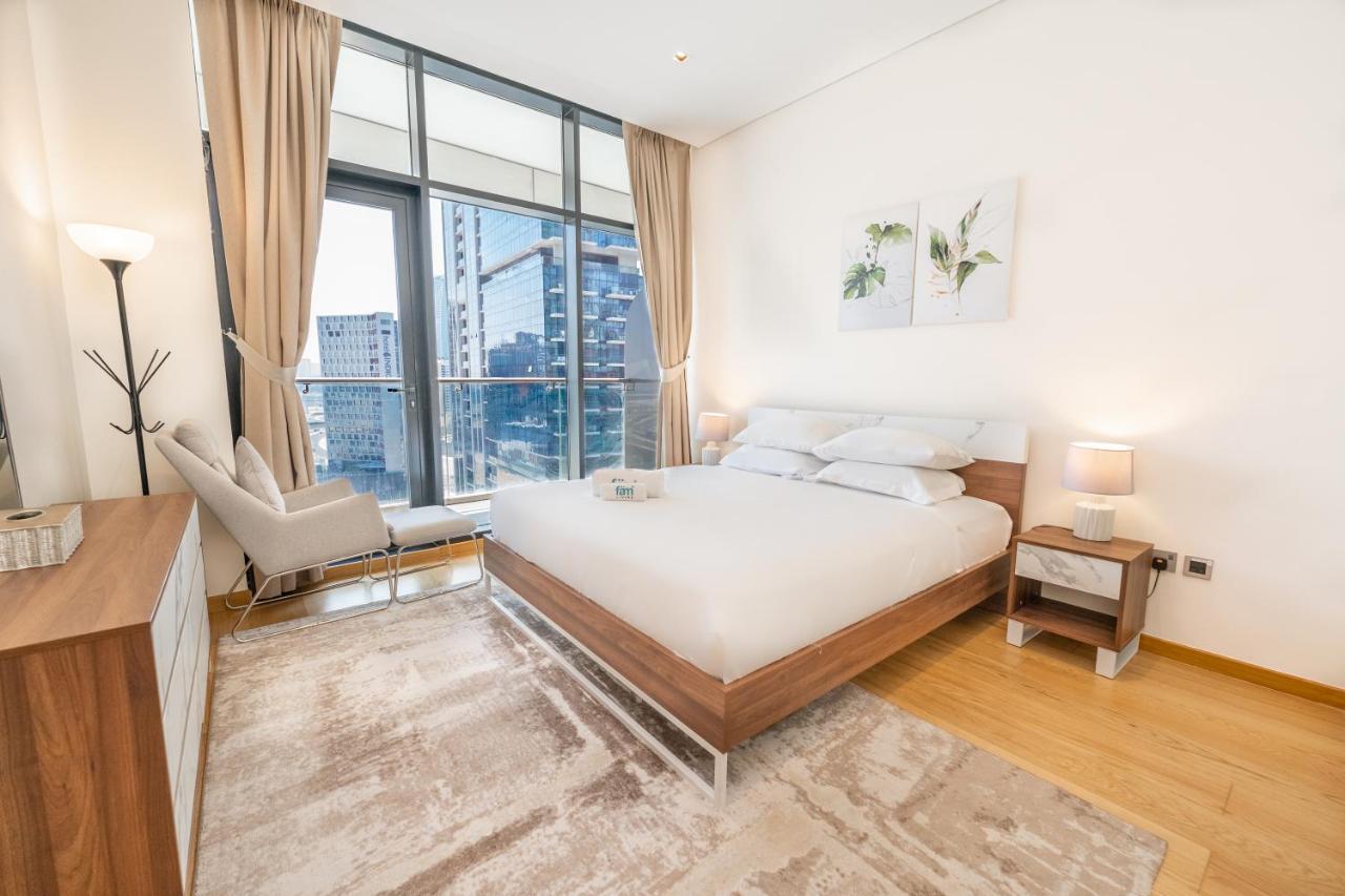 Fam Living - Rp Heights - 3 Mins Walk To Burj Khalifa & Dubai Mall Downtown Дубай Екстер'єр фото