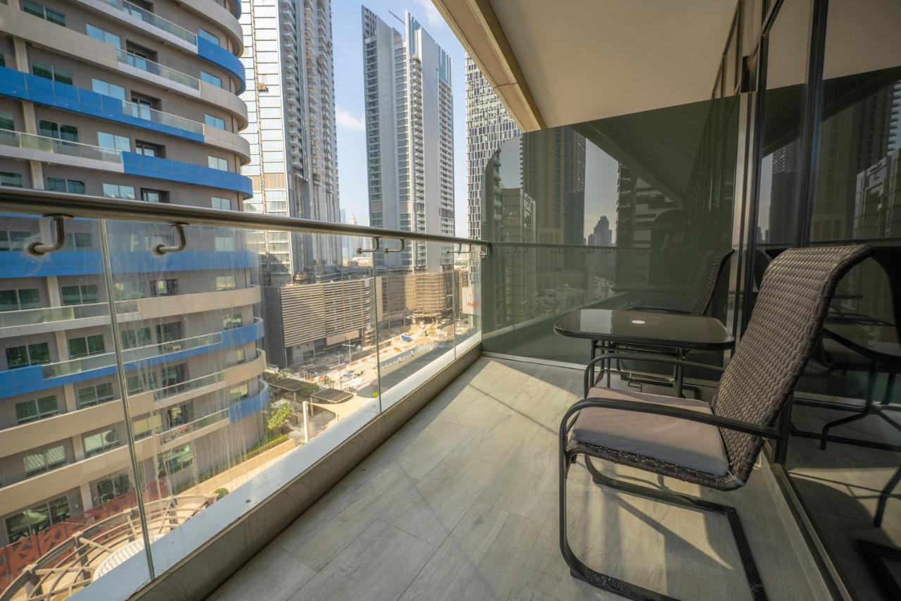 Fam Living - Rp Heights - 3 Mins Walk To Burj Khalifa & Dubai Mall Downtown Дубай Екстер'єр фото