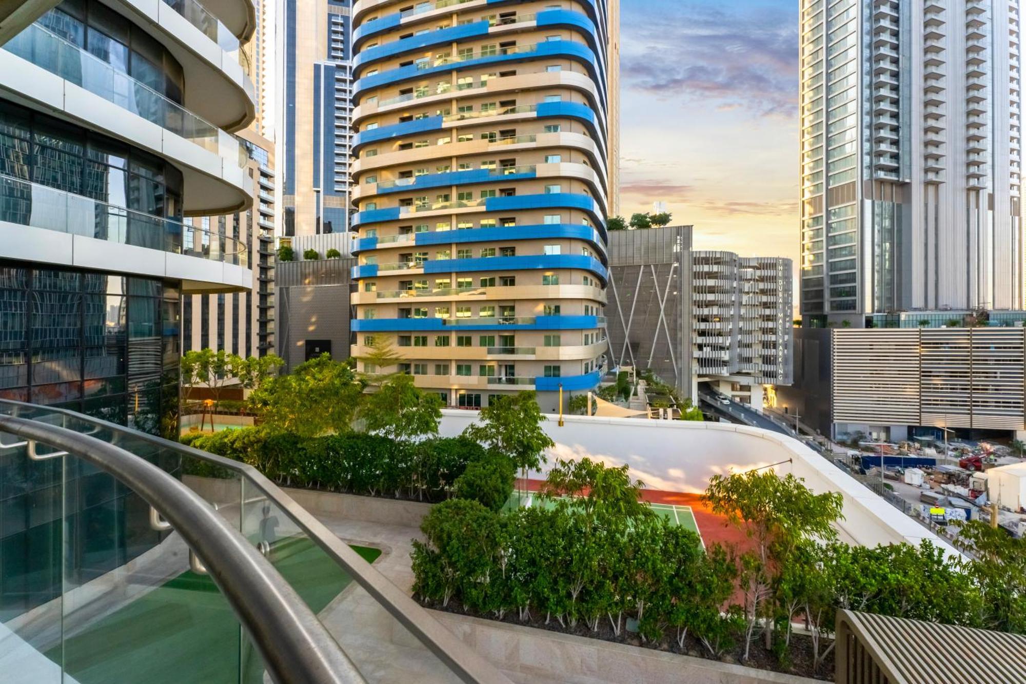 Fam Living - Rp Heights - 3 Mins Walk To Burj Khalifa & Dubai Mall Downtown Дубай Екстер'єр фото