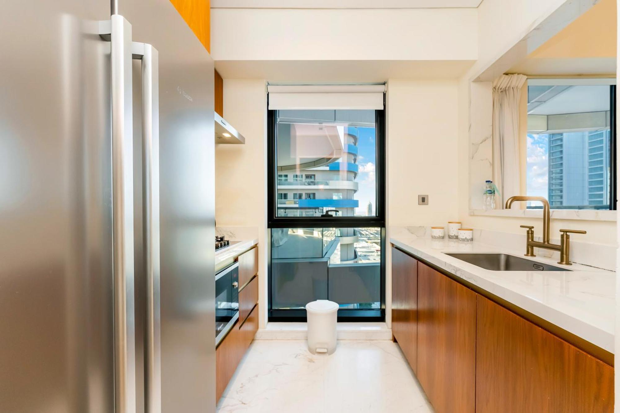Fam Living - Rp Heights - 3 Mins Walk To Burj Khalifa & Dubai Mall Downtown Дубай Екстер'єр фото