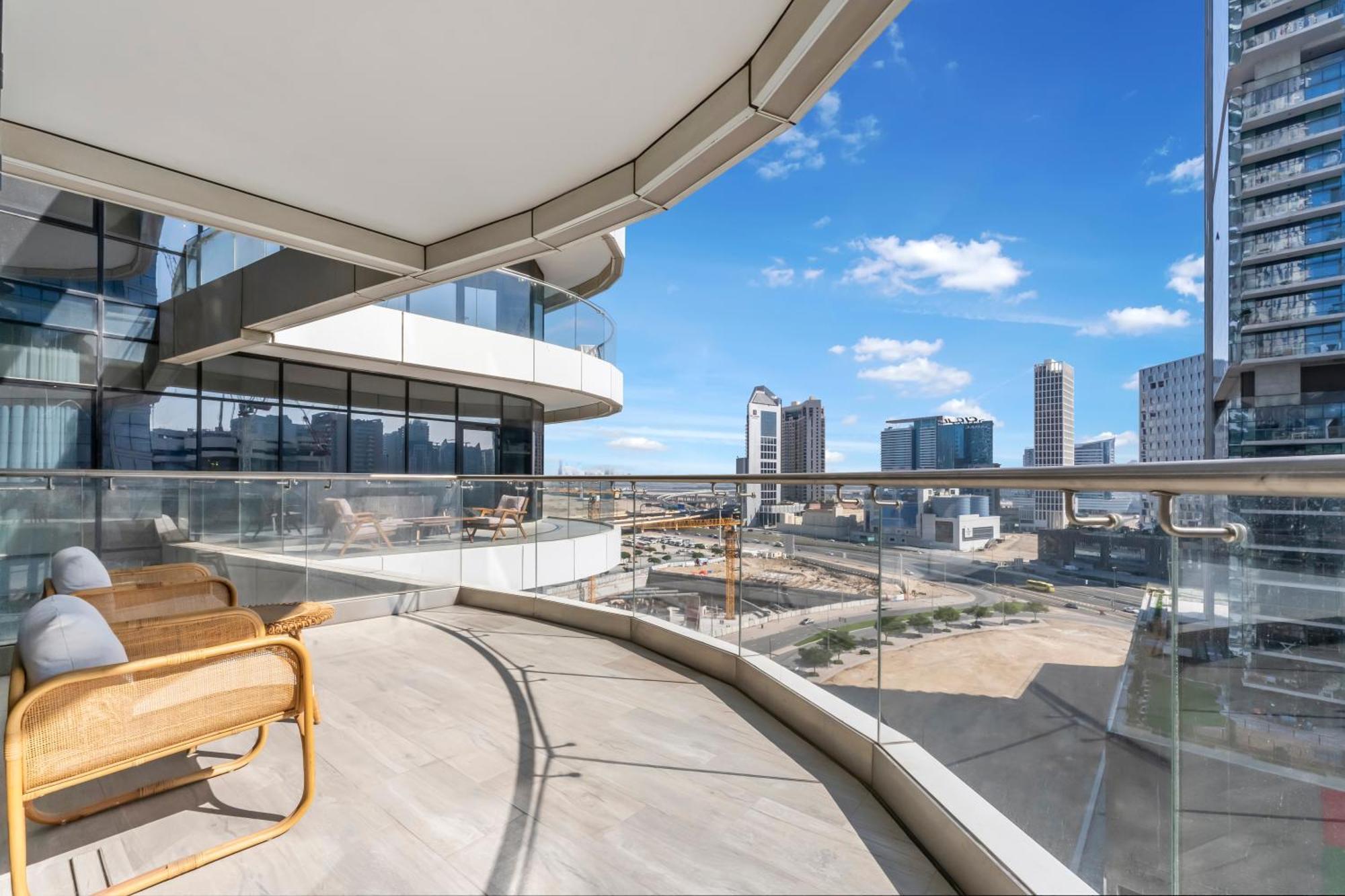 Fam Living - Rp Heights - 3 Mins Walk To Burj Khalifa & Dubai Mall Downtown Дубай Екстер'єр фото